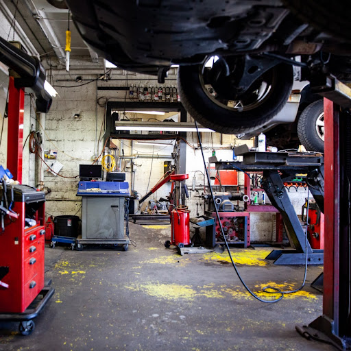 Auto Repair Shop «Autobahn Car Repair», reviews and photos, 2034 Saw Mill River Rd, Yorktown Heights, NY 10598, USA