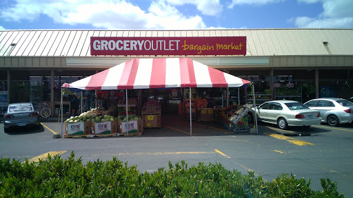 Grocery Store «Grocery Outlet Bargain Market», reviews and photos, 15705 SW 116th Ave, King City, OR 97224, USA