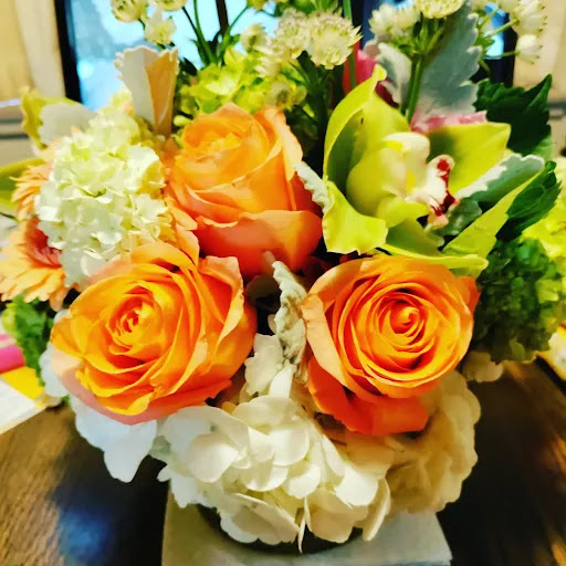 Florist «Fleur De Lis Artistry In Flowers», reviews and photos, 720 S Weymouth Ave, San Pedro, CA 90732, USA