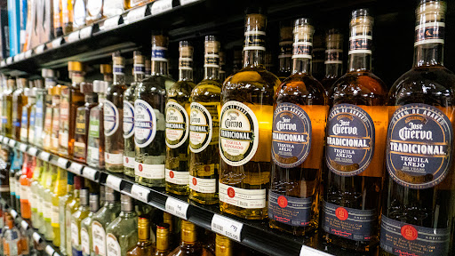 Liquor Store «Liquor plus Wine, Spirits, and Craft Beer», reviews and photos, 5753 NE Antioch Rd, Gladstone, MO 64119, USA