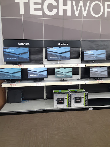 Office Supply Store «OfficeMax», reviews and photos, 2415 N Haskell Ave, Dallas, TX 75204, USA