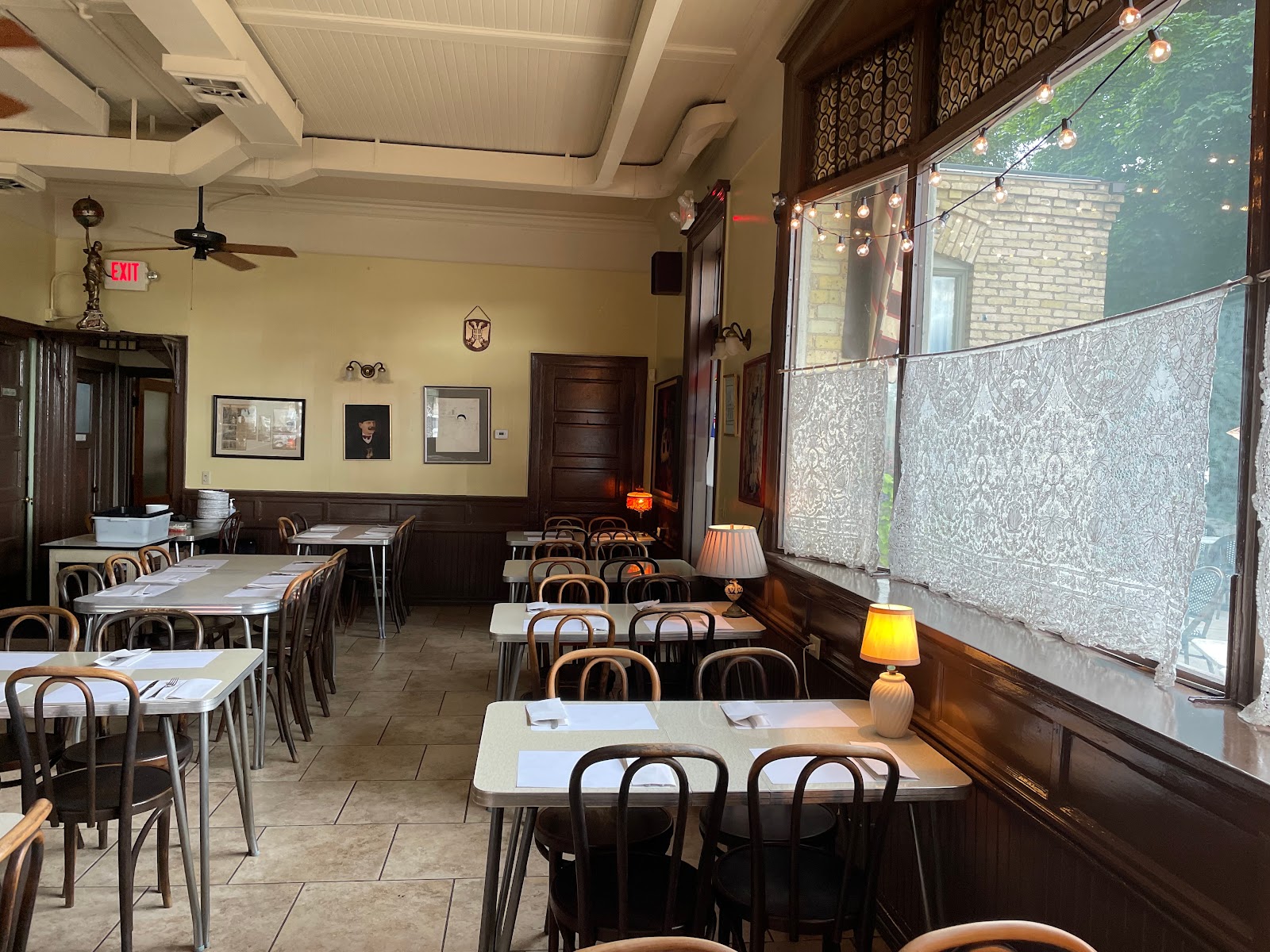 Three Brothers Restaurant