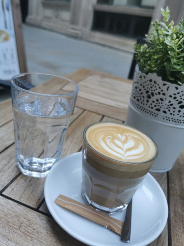 Notes Coffee Roasters & Bar | Bank - Coffee shop