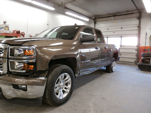 Auto Body Shop «Classic Auto Inc», reviews and photos, 40 E High St, East Hampton, CT 06424, USA