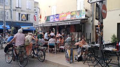 Restaurant Bar Tabac Des Carmes à Avignon