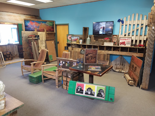 Florist «Forest Lake Floral, Gift & Garden», reviews and photos, 508 Lake St S, Forest Lake, MN 55025, USA