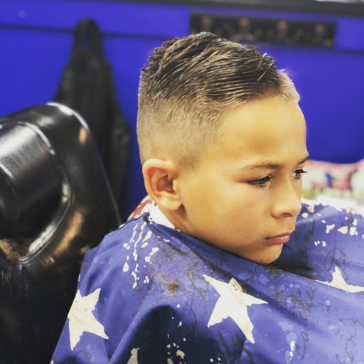 Barber Shop «X Quisite Cut Z Barbershop», reviews and photos, 7324 Kingsgate Way, West Chester Township, OH 45069, USA