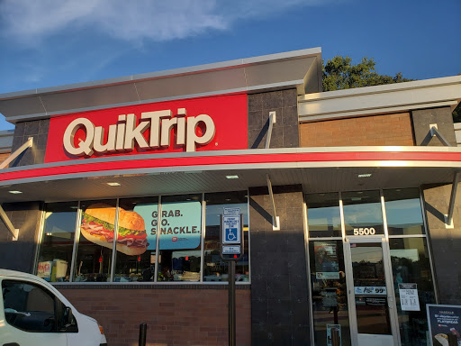 Gas Station «QuikTrip», reviews and photos, 5500 Buford Hwy NE, Doraville, GA 30340, USA