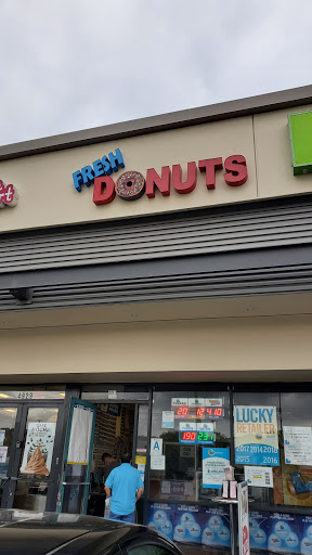 Donut Shop «Fresh Donut House», reviews and photos, 4931 N Eagle Rock Blvd, Los Angeles, CA 90041, USA