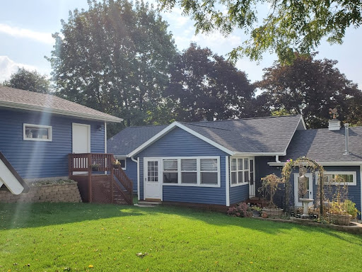 Roofing Contractor «Paramount Roofing and Siding, LLC», reviews and photos, 5531 Femrite Dr, Madison, WI 53718, USA