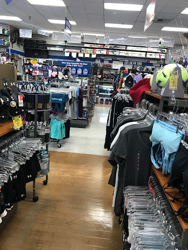 Sporting Goods Store «Big 5 Sporting Goods», reviews and photos, 2745 Pacific Coast Hwy, Torrance, CA 90505, USA