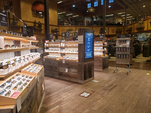 Sporting Goods Store «Bass Pro Shops», reviews and photos, 1133 N Dobson Rd, Mesa, AZ 85201, USA