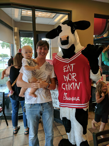 Fast Food Restaurant «Chick-fil-A», reviews and photos, 1031 S Walnut Ave, New Braunfels, TX 78130, USA
