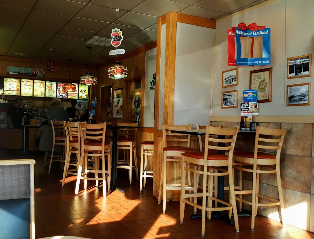 Dairy Queen Grill & Chill 62301