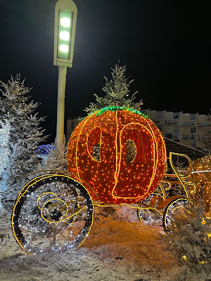 Rue Santa Claus à Le Barcarès