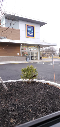 Supermarket «ALDI», reviews and photos, 4489 Cemetery Rd, Hilliard, OH 43026, USA