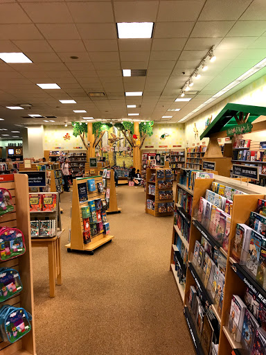 Book Store «Barnes & Noble», reviews and photos, 3625 Grand Ave, Chino Hills, CA 91709, USA