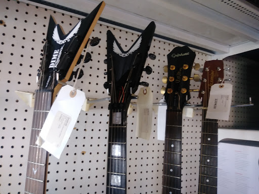 Pawn Shop «Mr Money Pawn & Gun Inc», reviews and photos, 3315 E Hillsborough Ave, Tampa, FL 33610, USA