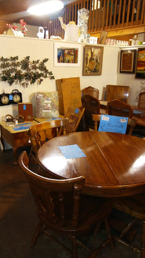 Flea Market «Caldwell Antique Mall & Flea Market», reviews and photos, 5600 Wheeling Ave, Muncie, IN 47304, USA