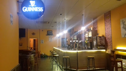 Cafe Bar Rockers - C. de Elías Iglesias, 10, 24540 Cacabelos, León, Spain