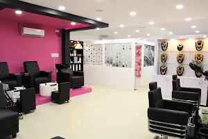 Glam Studios - Unisex Salon image