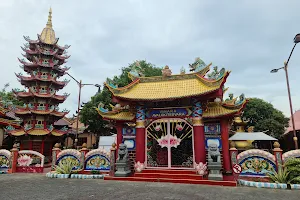 Avalokitesvara Buddhist Temple image