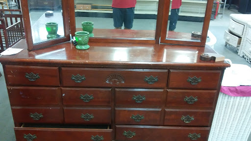 Thrift Store «Waterfront Rescue Mission», reviews and photos