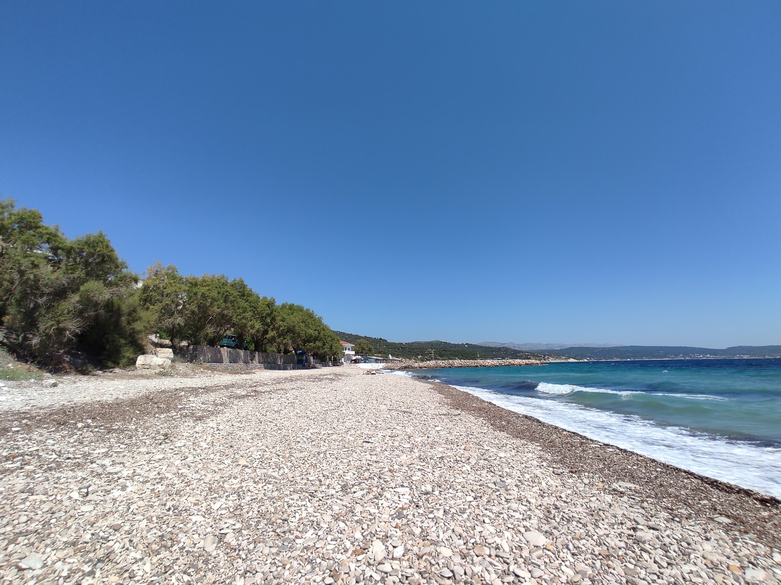 Fotografie cu Paralia Vokaria cu o linie de coastă spațioasă