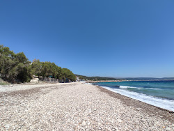Paralia Vokaria'in fotoğrafı geniş bir kıyı şeridi ile birlikte