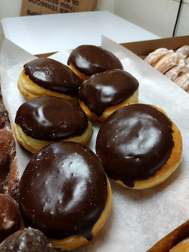 Coffee Shop «Donut King», reviews and photos, 151 Copeland St, Quincy, MA 02169, USA