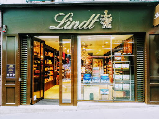 Boutique Chocolats LINDT Paris Montmartre