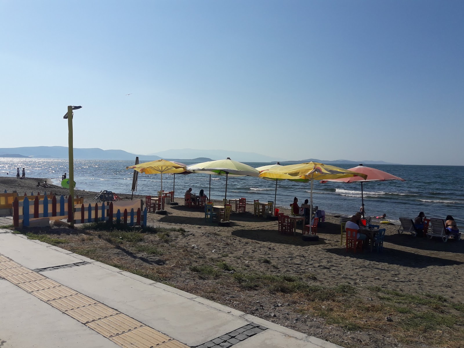 Φωτογραφία του Zeytinalani Beach II με ευρύχωρη ακτή