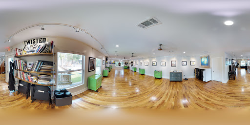 Tattoo Shop «Twisted Anchor Tattoo», reviews and photos, 1101 Government St, Ocean Springs, MS 39564, USA