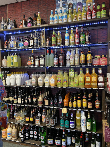 Liquor Store «Day Hollow Wine & Liquor Store», reviews and photos, 409 Day Hollow Rd, Endicott, NY 13760, USA