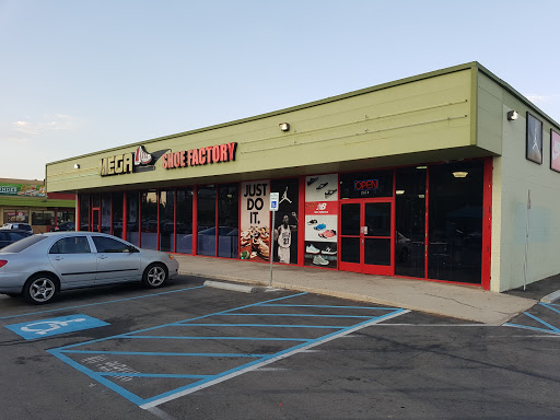 Mega Shoe Factory, 2370 S Harbor Blvd, Anaheim, CA 92802, USA, 