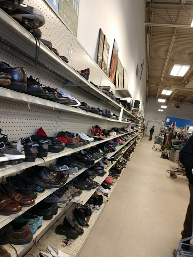 Thrift Store «Fort Gratiot Goodwill SCC Store», reviews and photos