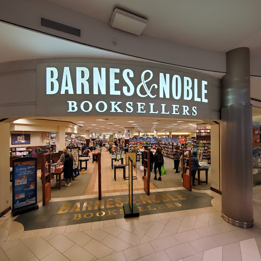 Book Store «Barnes & Noble Booksellers», reviews and photos, 118 E Broadway #238, Bloomington, MN 55425, USA