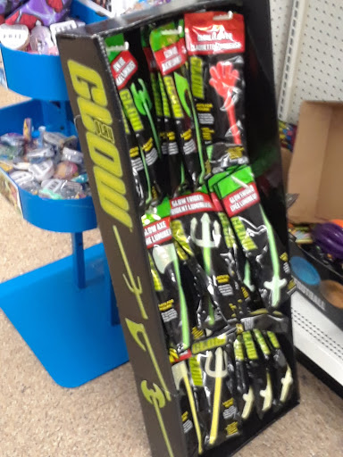 Dollar Store «Dollar Tree», reviews and photos, 14158 NE Woodinville Duvall Rd, Woodinville, WA 98072, USA