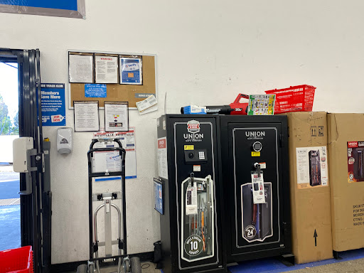 Hardware Store «Harbor Freight Tools», reviews and photos, 932 Blossom Hill Rd, San Jose, CA 95123, USA