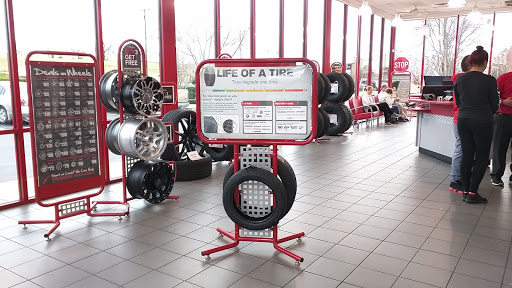 Tire Shop «Discount Tire Store - Spring Hill, TN», reviews and photos, 3000 Belshire Village Dr, Spring Hill, TN 37174, USA