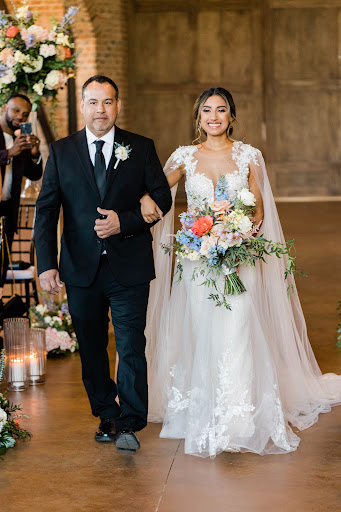 Bridal Shop «Winnie Couture», reviews and photos, 5152 Buffalo Speedway, Houston, TX 77005, USA