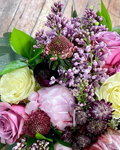 Florist «Fleur De Lis», reviews and photos, 460 Ocean St, South Portland, ME 04106, USA