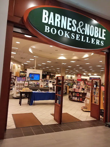 Book Store «Barnes & Noble», reviews and photos, 230 Main St, White Plains, NY 10601, USA