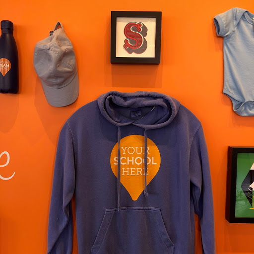 Custom T-shirt Store «CustomInk - Custom T-shirt Store - Richmond», reviews and photos, 3401 W Cary St, Richmond, VA 23221, USA