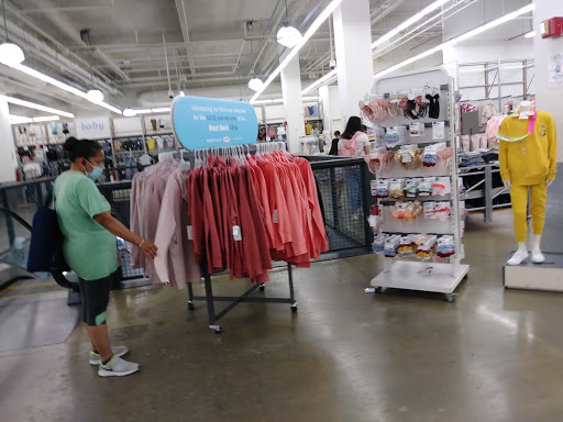 Clothing Store «Old Navy», reviews and photos, 159-18 Jamaica Ave, Jamaica, NY 11432, USA