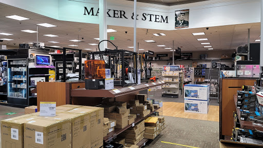 Electronics Store «Micro Center», reviews and photos, 750 Central Park Ave, Yonkers, NY 10704, USA