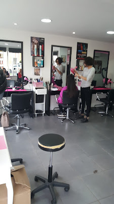 Authentic Coiffure et esthetique et onglerie à Champagne-sur-Seine