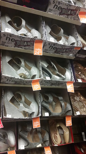 Shoe Store «Payless ShoeSource», reviews and photos, 361 Main St, Belleville, NJ 07109, USA