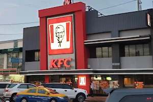 KFC มอเตอร์เวย์ขาออก image