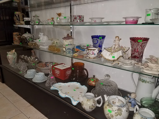 Thrift Store «Forgotten Treasures», reviews and photos, 4371 US-130, Edgewater Park, NJ 08010, USA